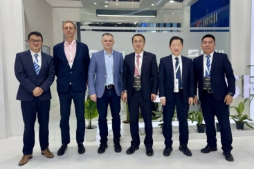 共聚JEC World，2025 我們?cè)谝黄穑?></a></div>
					<h2><a href=